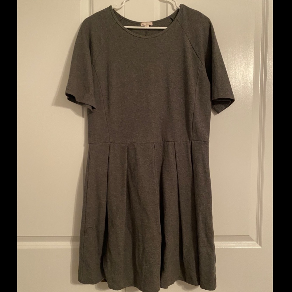 Gray Gap dress